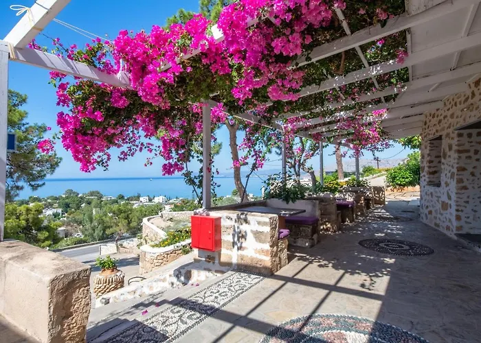 Hotel Karpathios Pefkos 3*