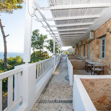 Karpathios Pefkos Ξενοδοχείο 3*